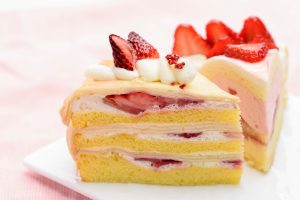 フルーツに注意｜ケーキ・デザート類の冷凍・解凍・保存方法