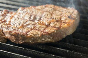 冷凍肉・冷凍食品は解凍せずそのまま焼く・煮る！加熱調理で本格的な味を楽しもう