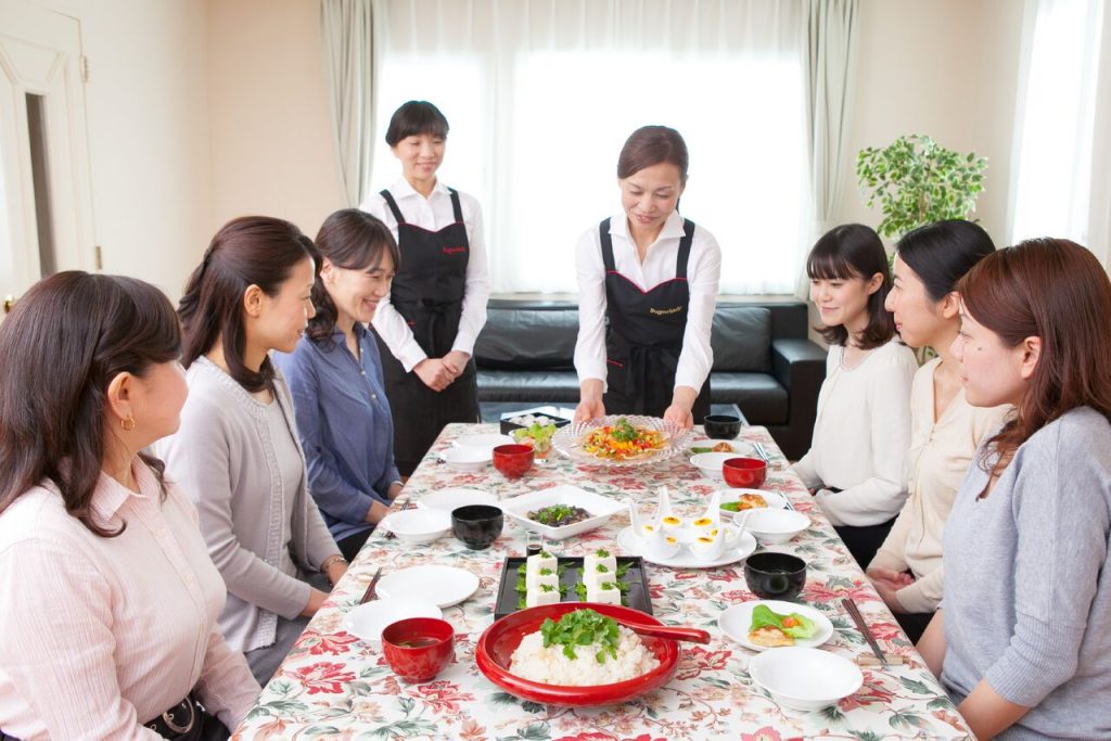 冷凍食品宅配業のガリバー　シュガーレディのビジネスモデル