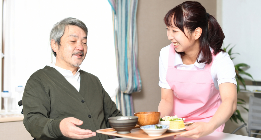 介護施設でセントラルキッチンを導入するメリット